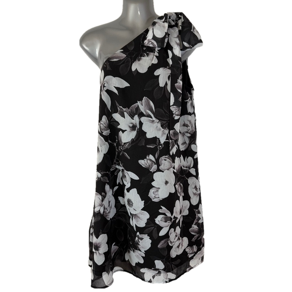 Express Dresses & Skirts - EXPRESS Black White Floral One Shoulder Lined Bow Chiffon Mini Dress SKU0624